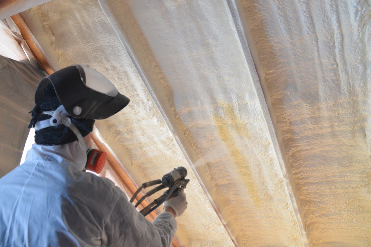 Air sealing the window to keep the property dry and prevent any moisture from accumulating inside the house